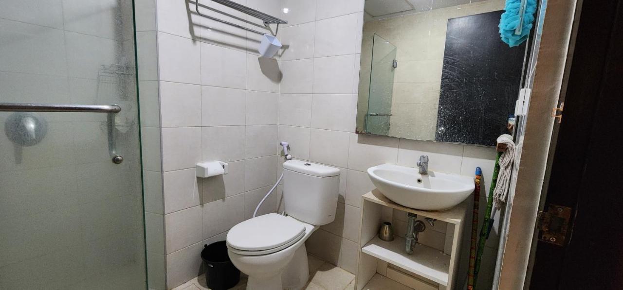 Apartemen Solo Paragon By Cariapartemen-Id Bonorejo Exterior photo