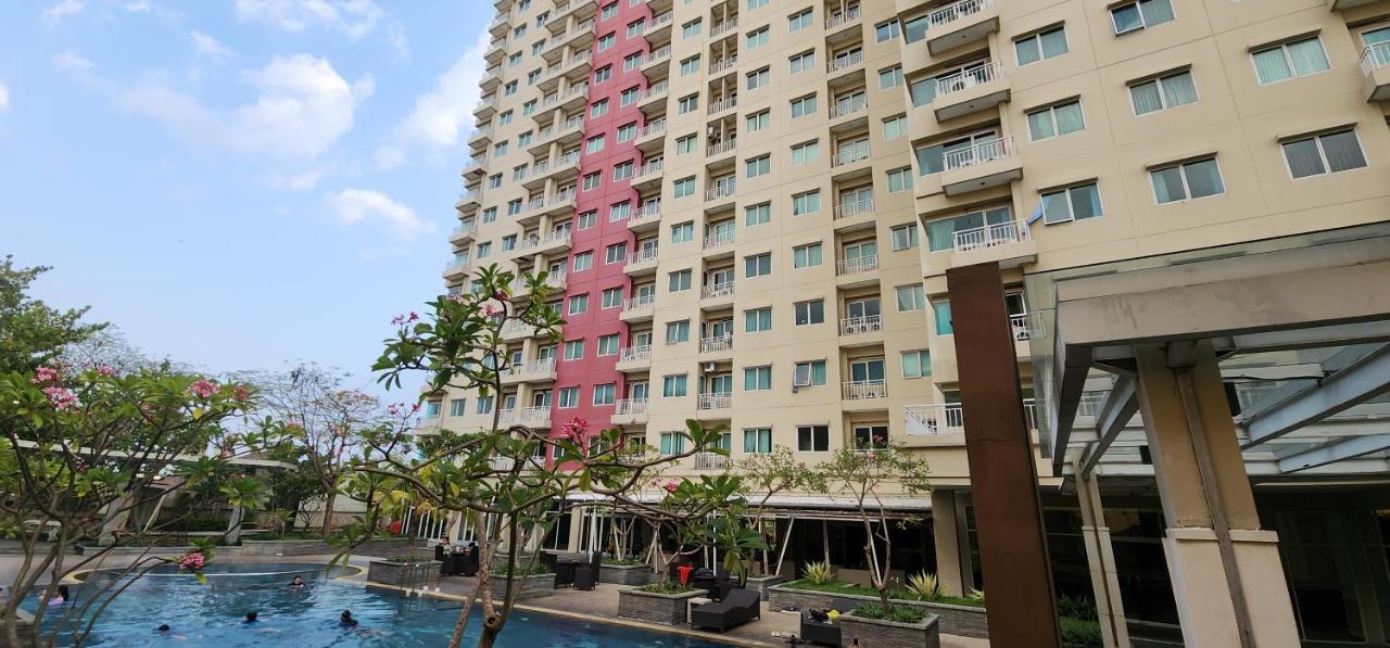 Apartemen Solo Paragon By Cariapartemen-Id Bonorejo Exterior photo